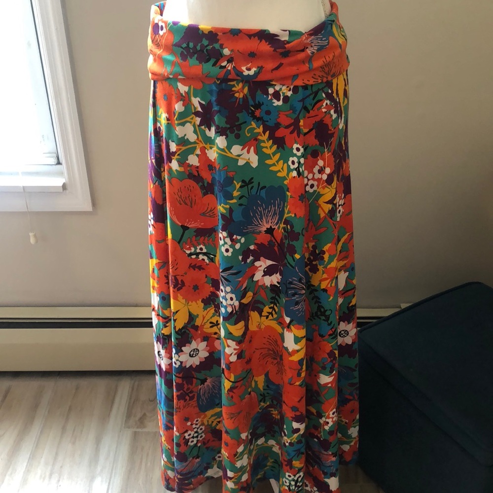 Lularoe maxi skirt - medium